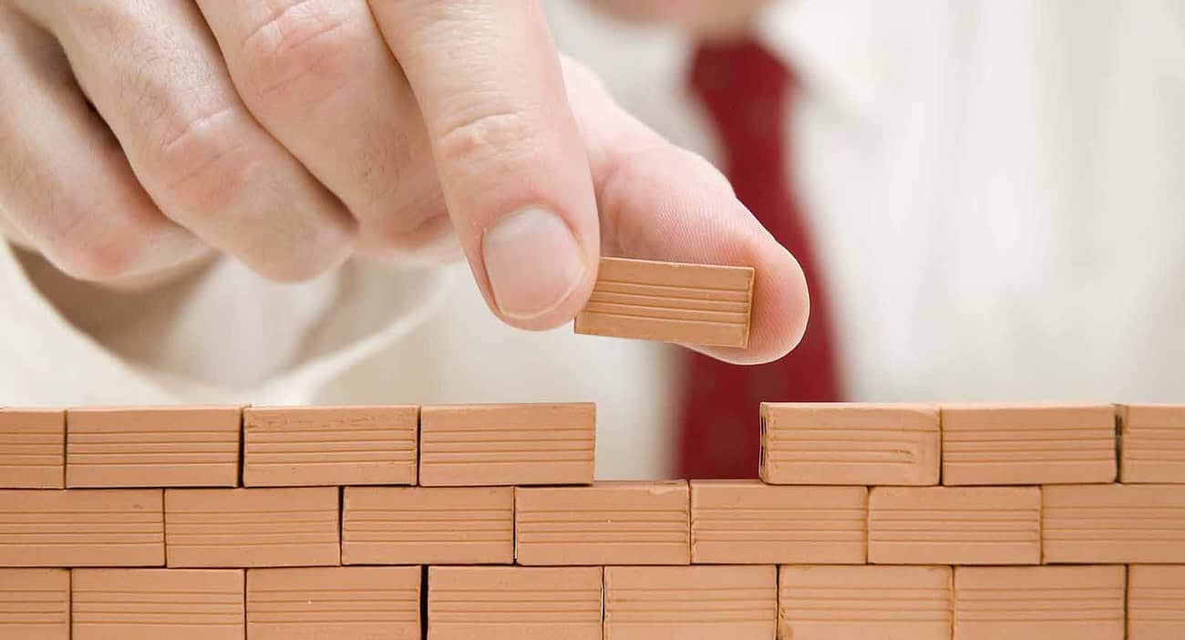 What Can a Party Wall Delay Actually Cost a Project Redhill?